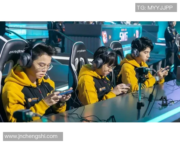 和平精英战术排名分析：WE战队创新高的背后故事与策略揭秘