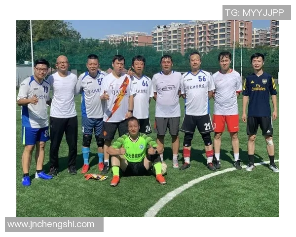 深圳足球队的反击革新之路：重塑战术与团队精神的全面探索