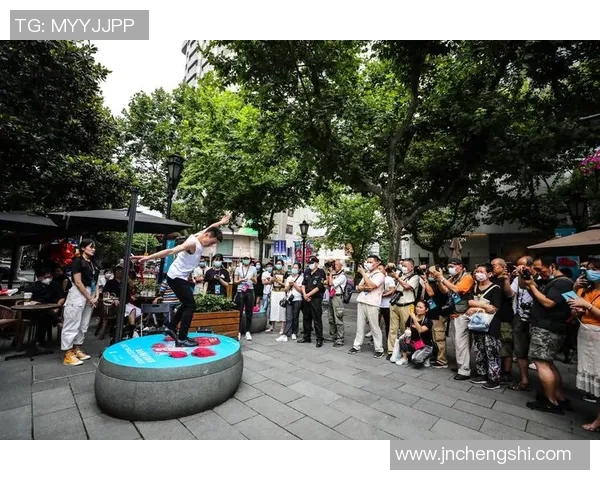 上海街舞队盯防策略分析与比赛表现的深度探讨