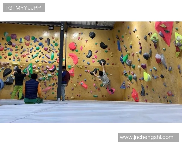 南京攀岩队耐力训练的挑战与突破探索攀岩运动的极限之旅 南京攀岩队耐力训练的挑战与突破探索攀岩运动的极限之旅