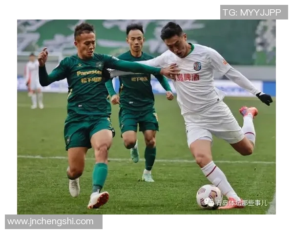 武汉足球队中路突破的优势与不足分析及未来发展方向探讨