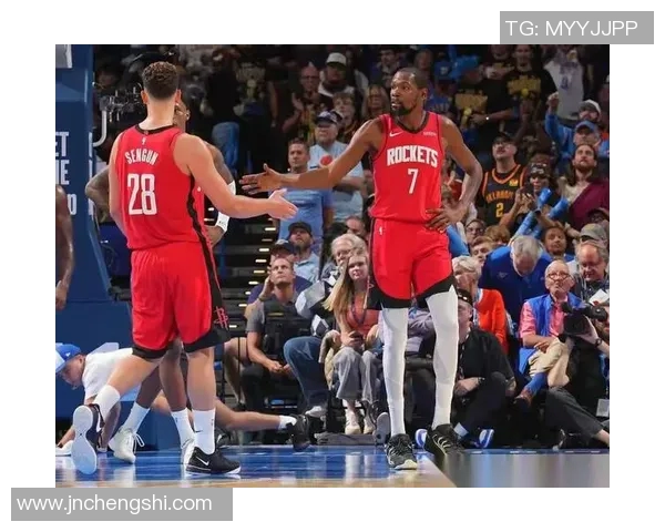 火箭队与爵士队激战正酣2017年11月6日精彩回顾与赛后分析