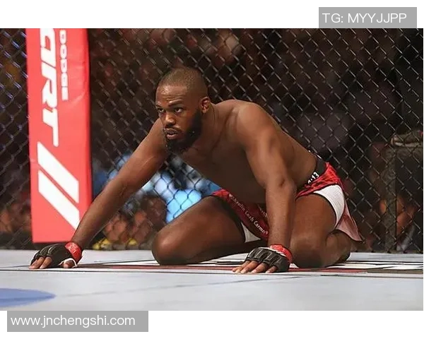 琼斯与科米尔214激战再起谁将成为轻重量级的新王者