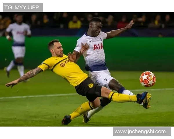 罗马与巴黎的巅峰对决美国赛场上的激情碰撞与荣耀追逐